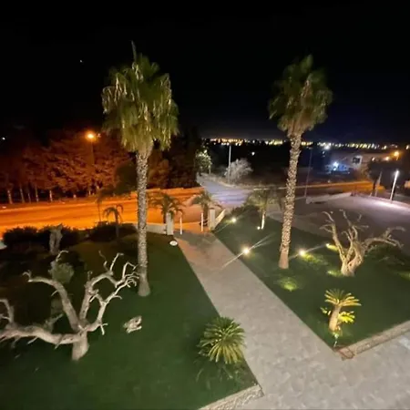 Posidonia Hotel