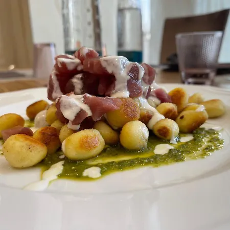 Posidonia Hotel