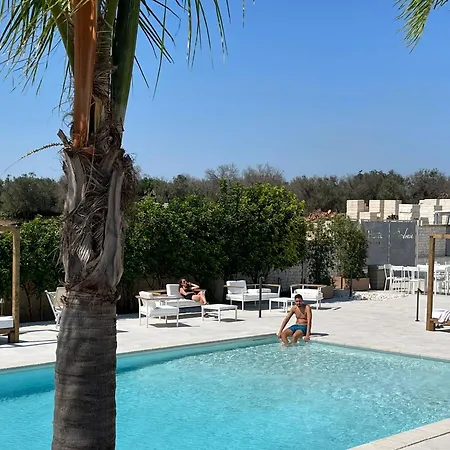 Posidonia Hotel 4*